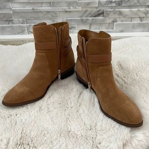 Taryn Rose Saralita Brown water resistant suede boots Size 7.5 with box